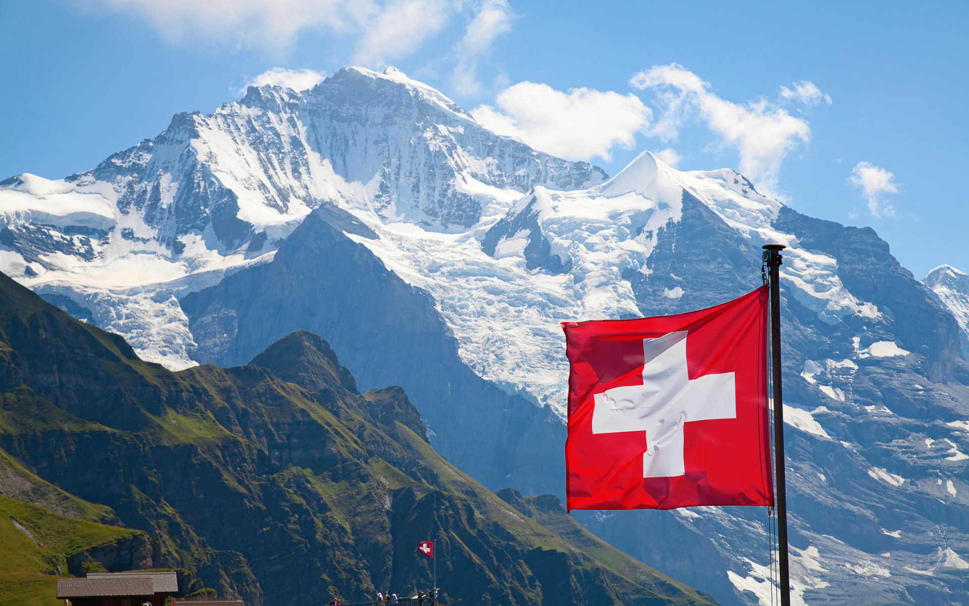 W Szwajcarii wydano zgodę na pilotażowy program sprzedaży rekreacyjnej marihuany w Bazylei